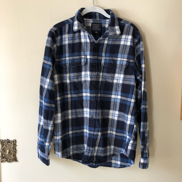 American Eagle Outfitters Other - American Eagle • men’s blue plaid flannel
